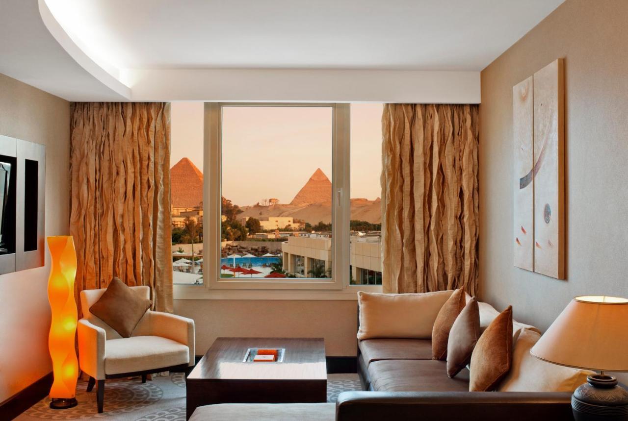 Le Meridien Pyramids Hotel & Spa Giza Ruang foto